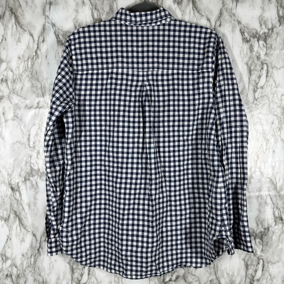 Old Navy Womens The Classic Shirt M Navy Plaid Long Sleeve Button Up - Picture 2 of 5